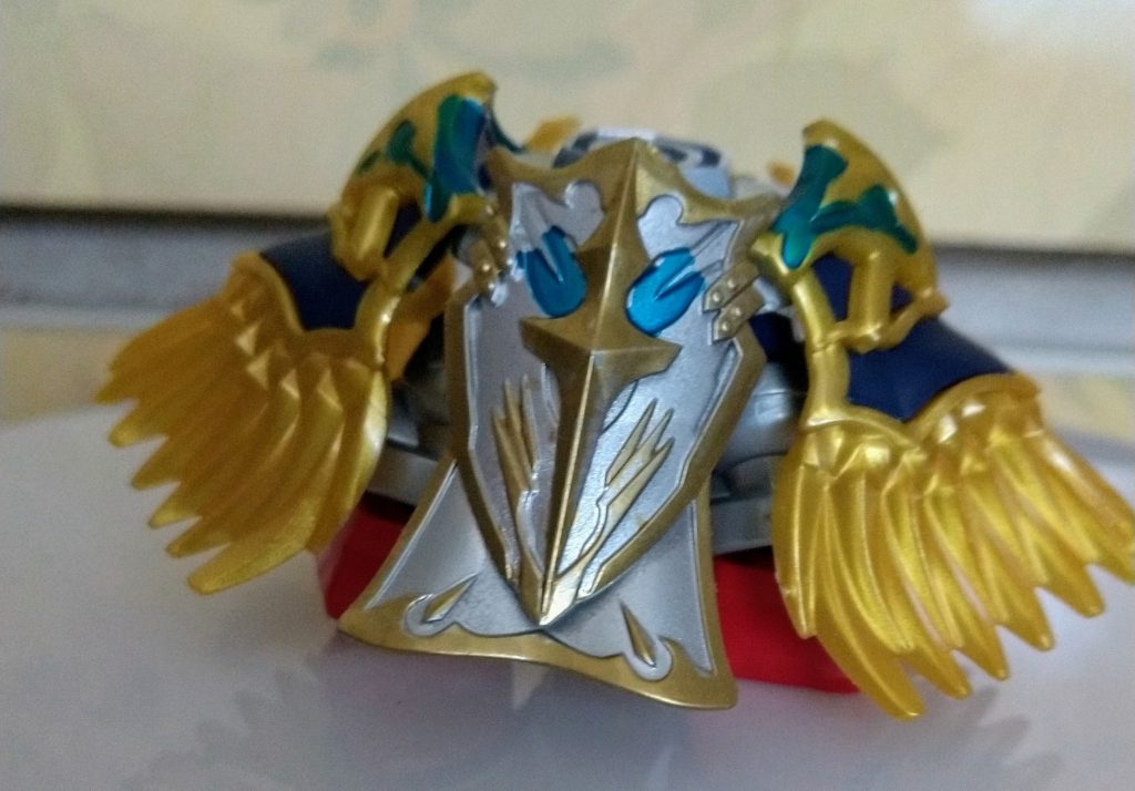 マント下もきちんと塗装しています。メッキ調シルバーがいい色をしてくれてます。