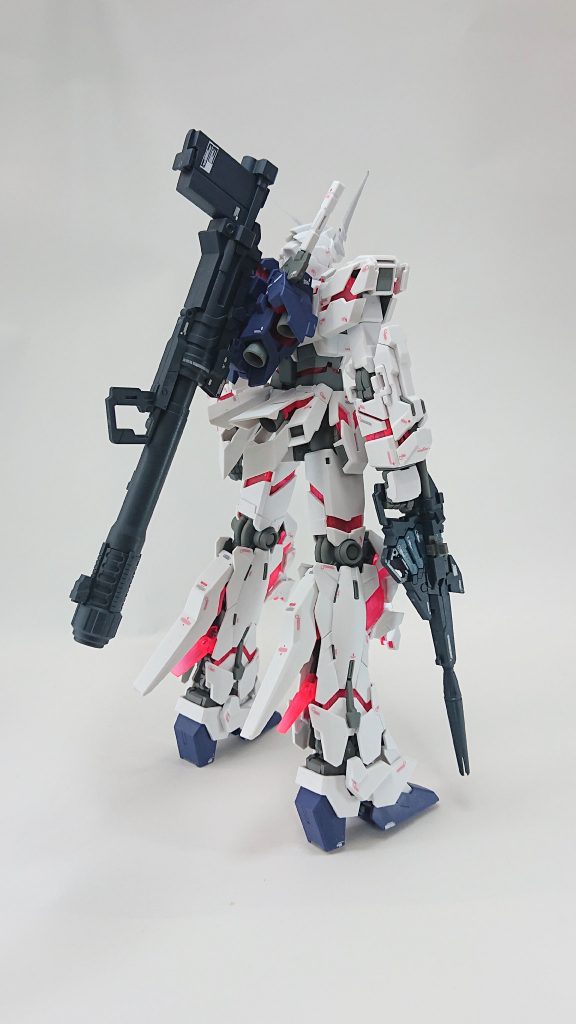 後ろ姿もいい感じですね。