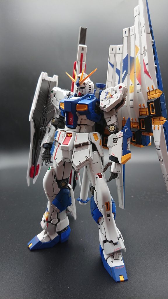 RX-93ffνガンダム+フィンファンネル–5枚目/制作者：@tonic_____