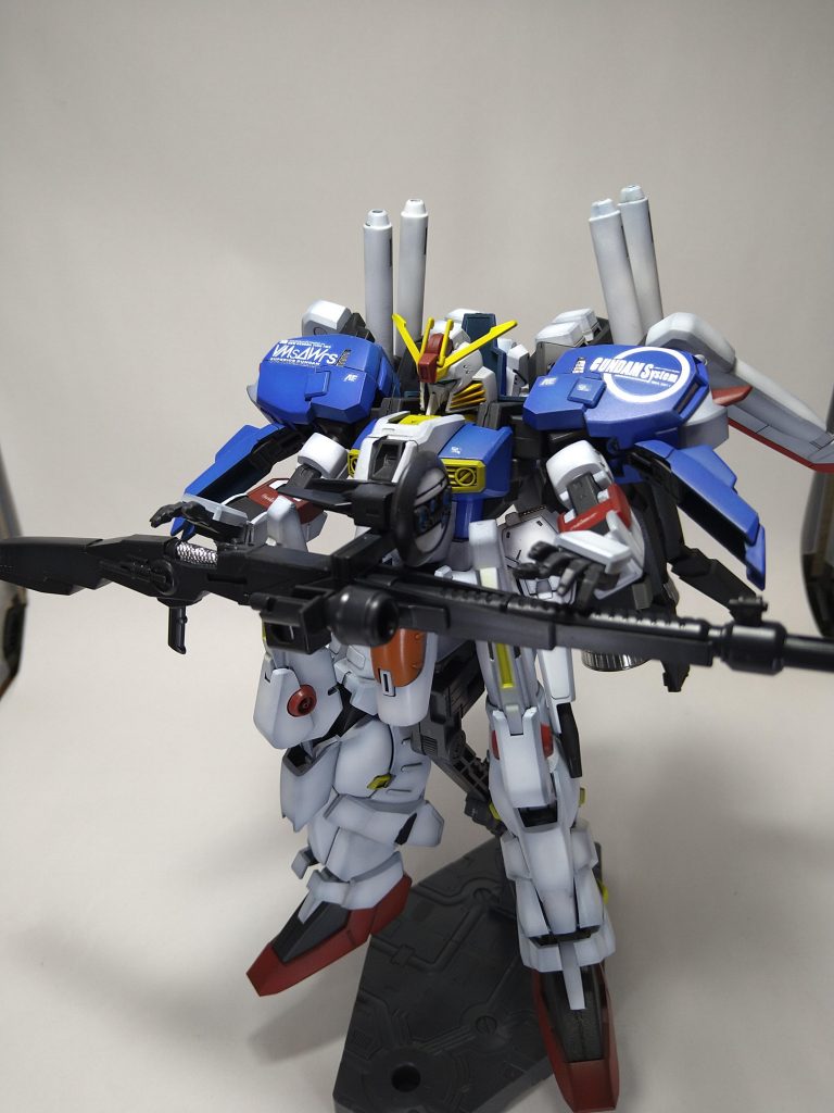 代表的なEX-Sのポーズってスマートガンを持ってる訳じゃなくこう言うマウントの仕方なんだとキット作って初めて知りました（笑）