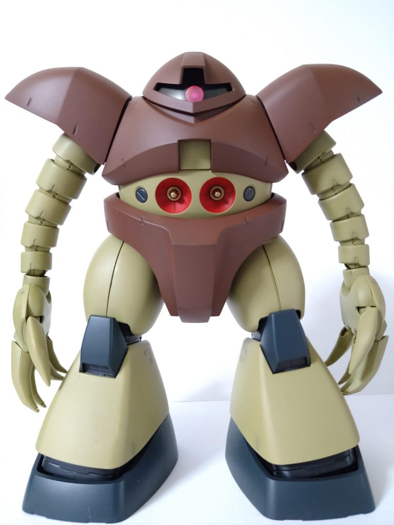 前。ふと、過去作のゴッグがいた事を思い出しました。全塗装、トップコートでノーマルに仕上げていた時期のモノです。過去に投稿したMkⅡの次に作りました。