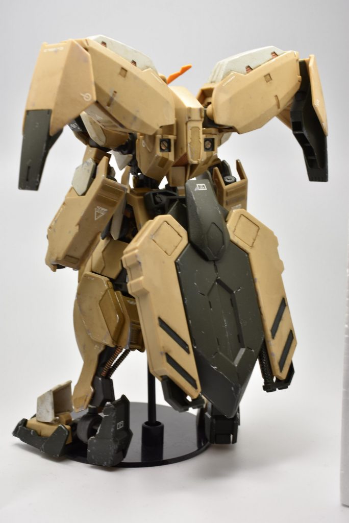 やはり鉄血キットはウェザリングがよく似合いますね。もっと綺麗に汚せるようにがんばりたいです。