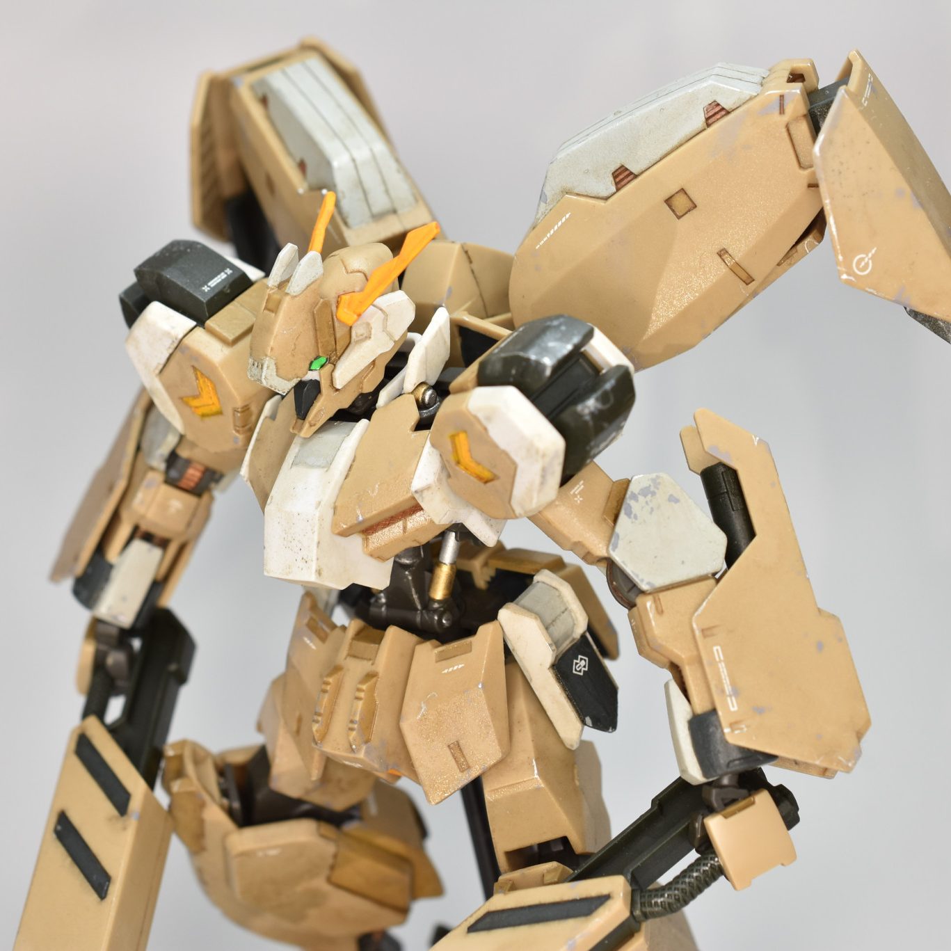 HGIBO グレイズ 頭部 ガンプラ ジャンク パーツ - ロボット