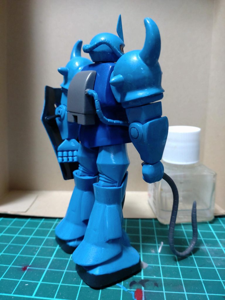 たくましいうしろすがた