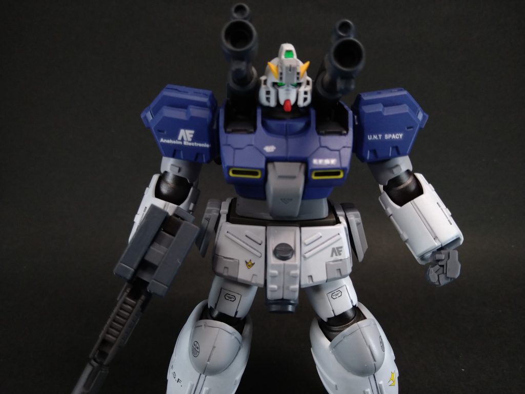 なんでもかんでもガンダムの冠さえ付けりゃあ売れると思いよって…