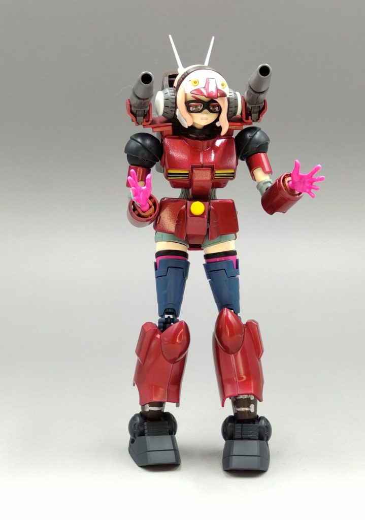 塗装は装甲部をクリアルージュでキャンディ塗装しました。