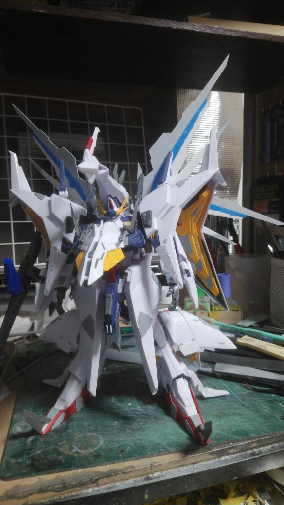 ウィングを広げた状態デカイ・・・・