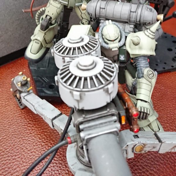 1/144 ビックガン+ザク