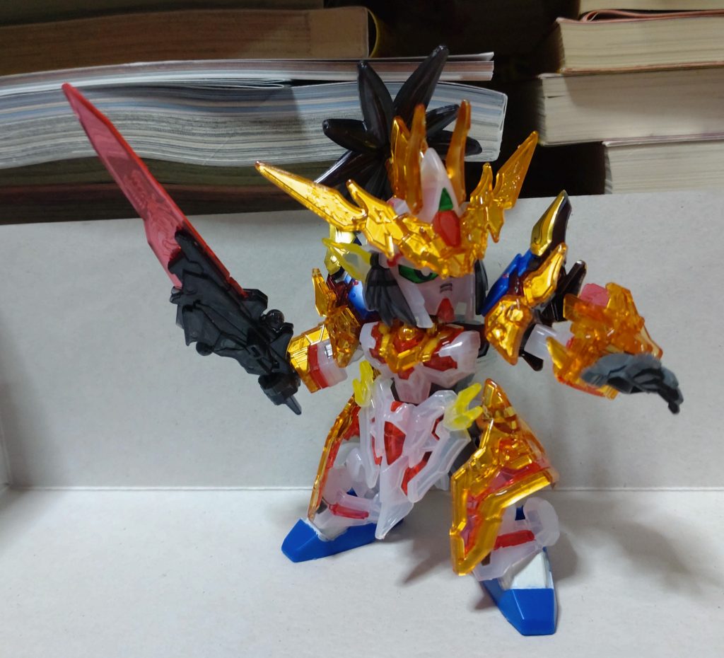 結果。①イエローのクリアパーツの裏にイエローゴールドを塗ると、メッキと見間違おう程に見栄えが良くなる。②色はとてもキレイ③塗膜はいつものガンマカEX同様にオソマでした弱塗膜にキレーな色というのは、従来のガンマカEXと同じっスね。とにかくイエローのクリアパーツとかと相性が良すぎる！塗膜の弱ささえカバーすれば文句の付け所はナシな一品！……同時発売のホワイトゴールドも少し気になってきた…