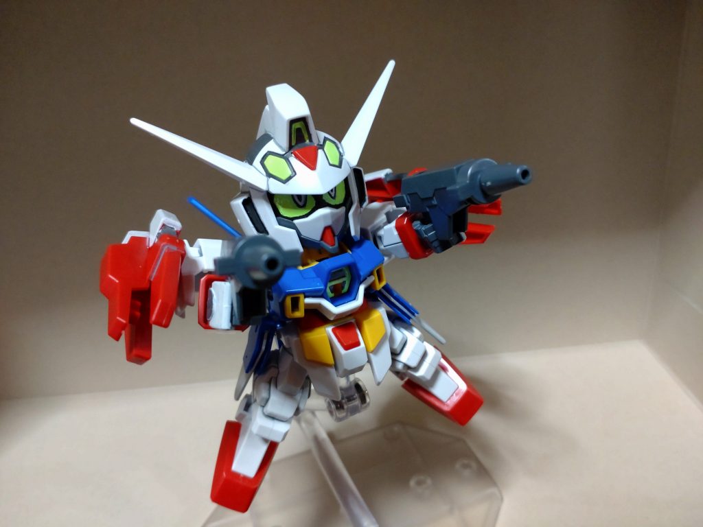 肩のツインドッズキャノンは手持ち可能さすがに大型ビームサーベルやカーフミサイルまでは再現されてなかったっスね