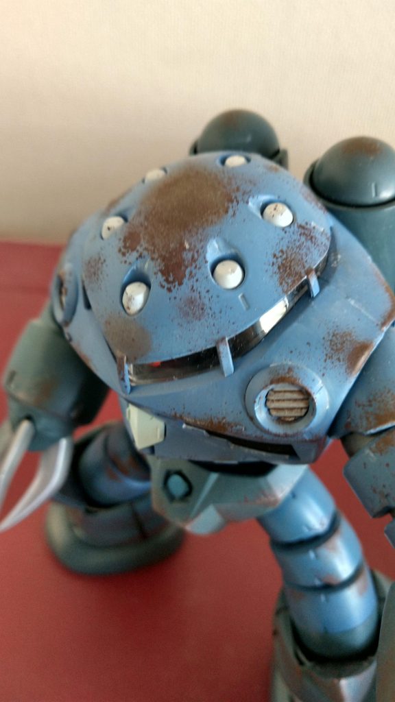 格闘戦メインやろというオラ設定で、頭頂部はスポンジチッピングを施工。