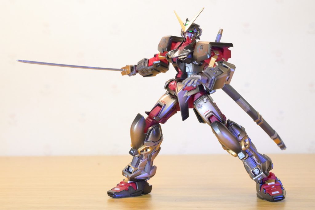 HGガンダム・アストレイ・レッドフレーム–2枚目/制作者：jigen