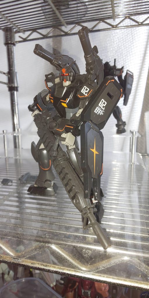 二号機は雑誌付録だった大型ビームライフル＋一号機からショルダーキャノンを移植してショルダーキャノンをダブルに。