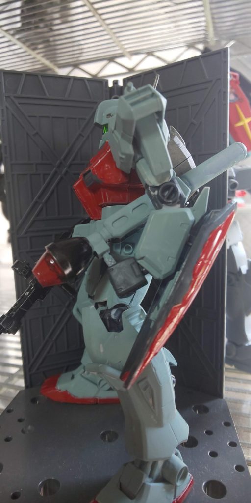 ジャンクパーツで武装強化。