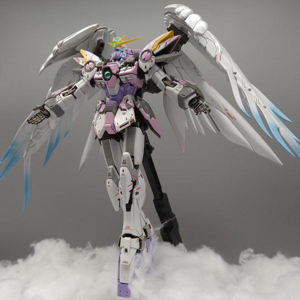 ウイングガンダムゼロEW　ももクロカラー