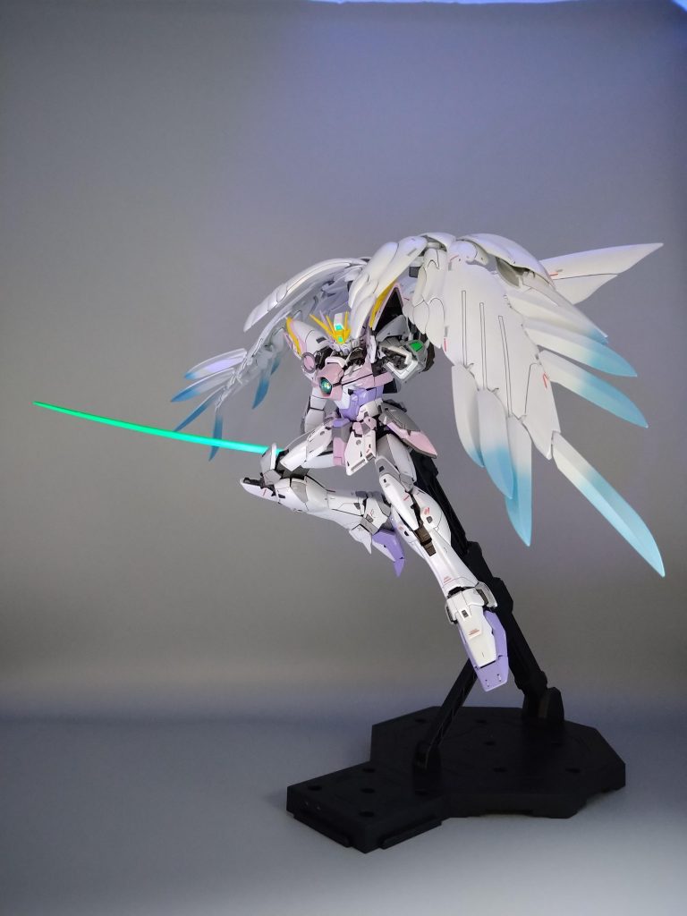 ウイングガンダムゼロEW　ももクロカラー–4枚目/制作者：ノラネコ男