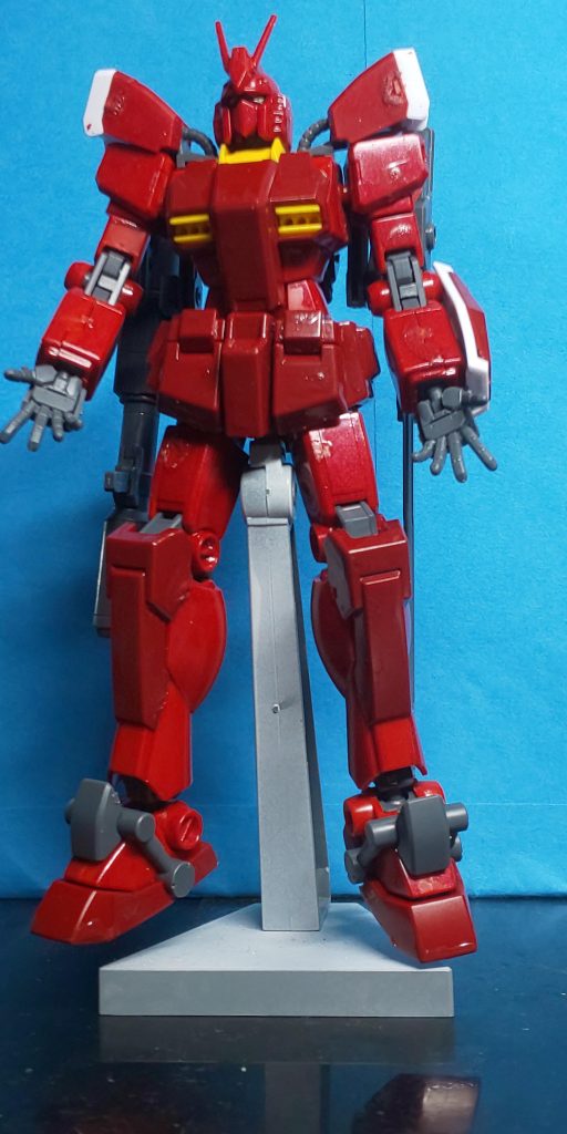 印象的な登場シーン再現のために、手首は次元ビルドナックルズ（丸）を使用しました。