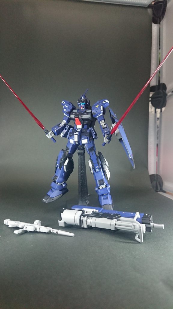 サーベル持ち。