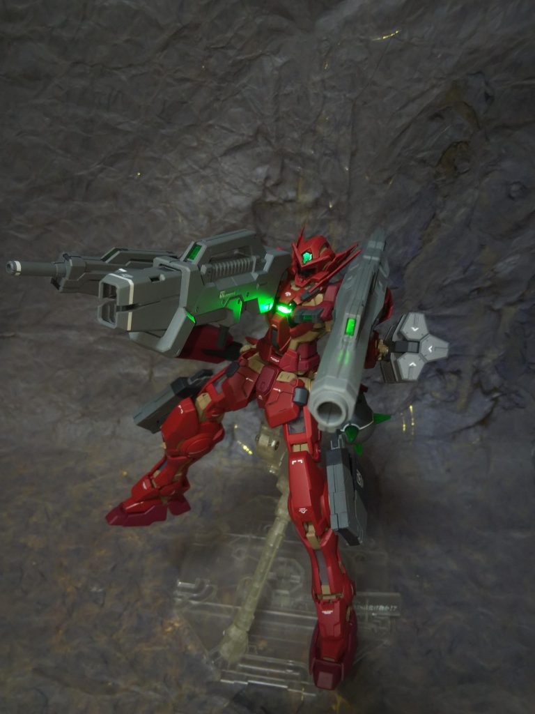 フルウェポン装備射撃姿勢