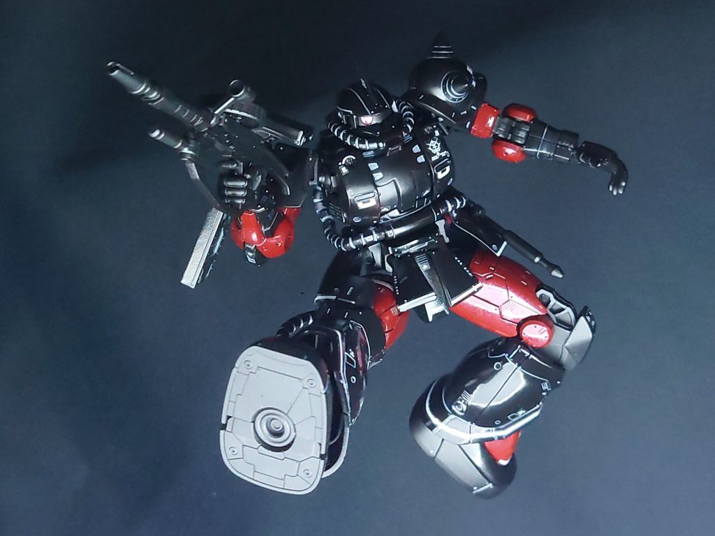 宇宙空間での蹴りの威力は？