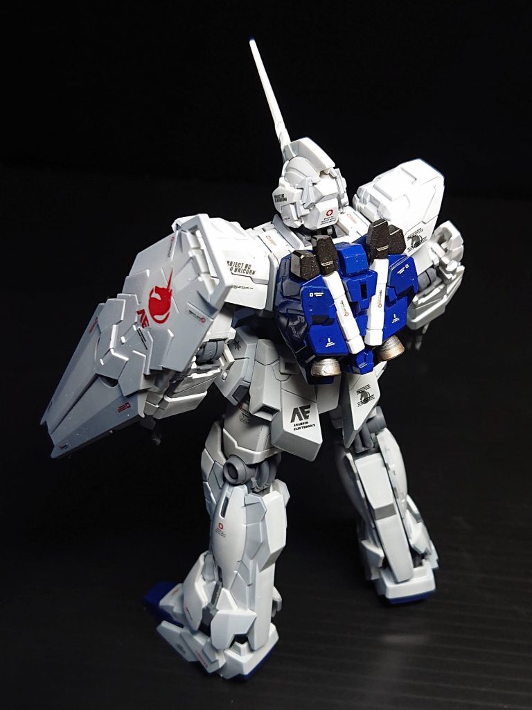 今回のデカールは最小を3mm幅で印刷したのですが、このスケールだとちょっと大きいですね。ただ1.5～2mmにすると貼り付けが苦行になってくるんですよね。