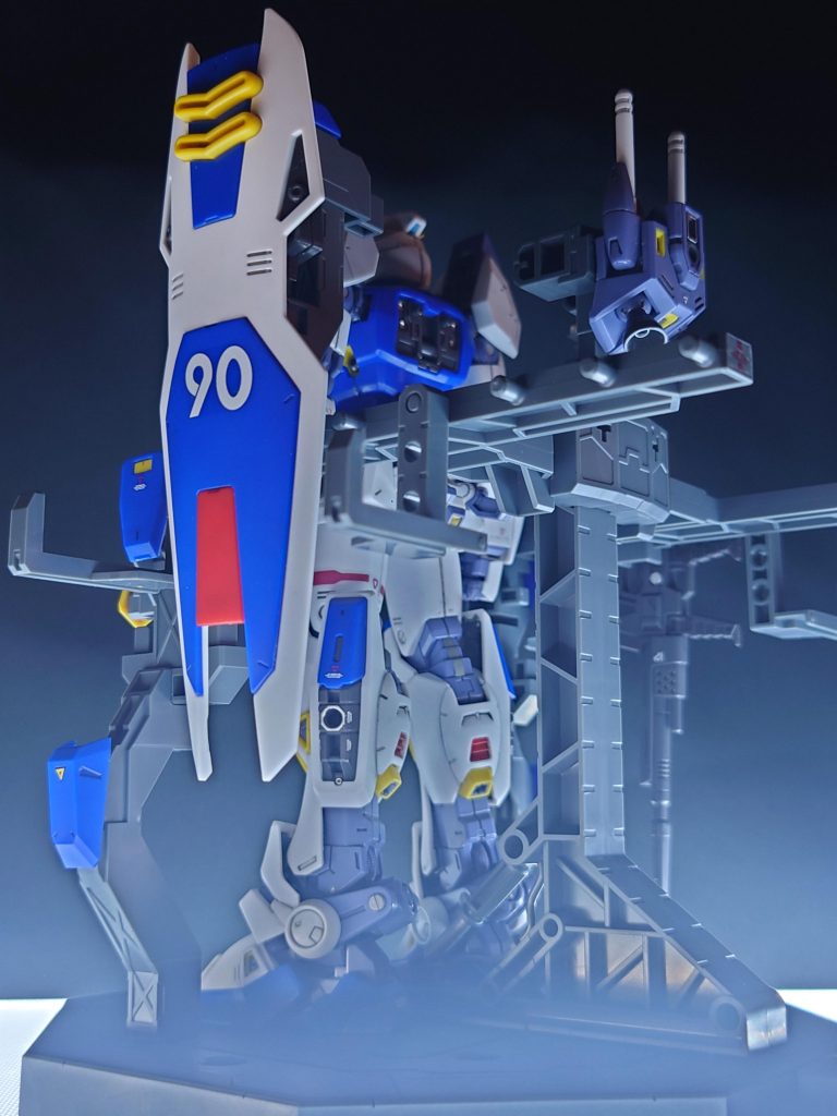 専用ハンガーのおかげで、リアリティーが増してますね。