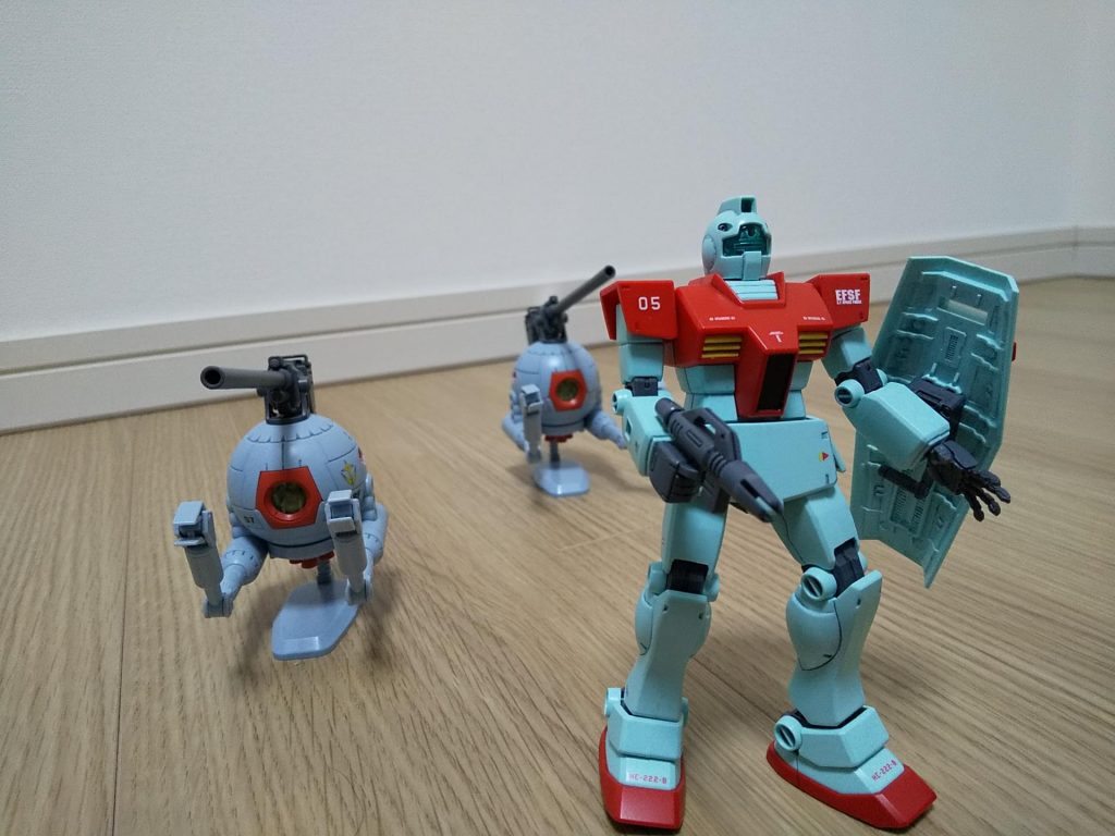 ボールさんと。ボール作成時にはジムコマンド宇宙用と並べてたのですが、やはり元祖ジムとのトリオが一番似合います。