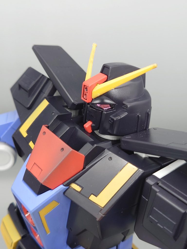 悪役っぽいお顔もイケメンです