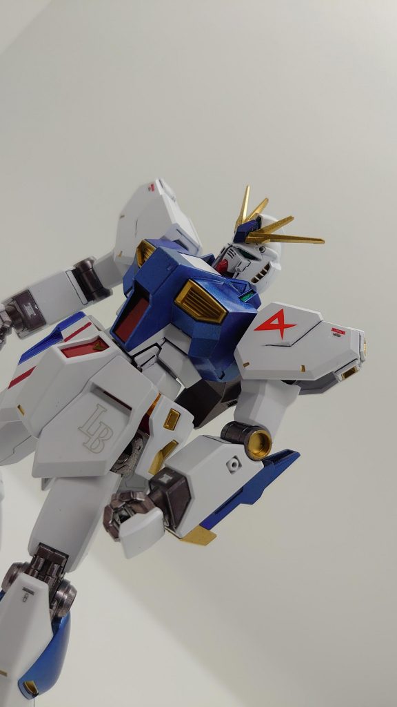 EG RX-93 νガンダム 『RX-93FFを目指して』–2枚目/制作者：早摘みレモン