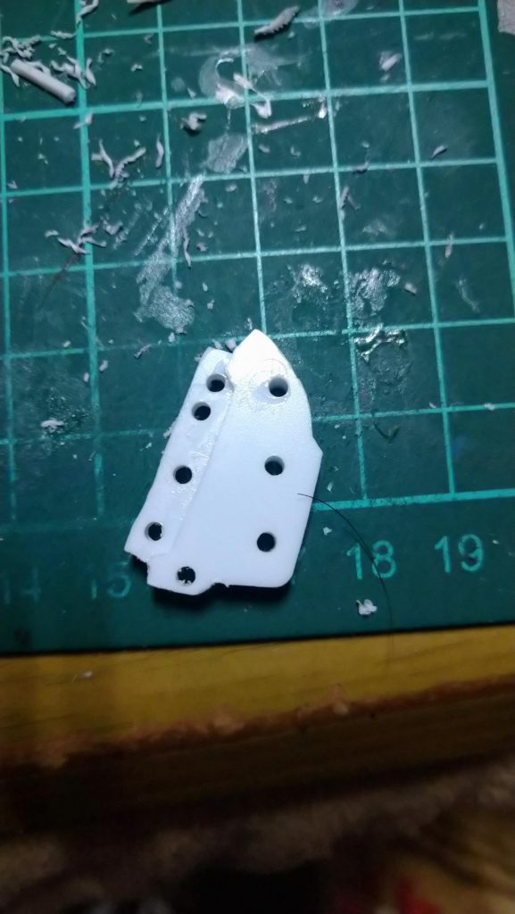 穴あけミスりましたが…続行