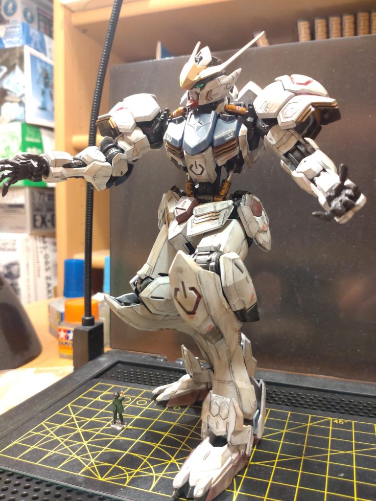 ウェザリングやってみたけど、これは楽しい!臨場感が全然違いますね。少年兵?も塗ってみた。筆塗りも楽しい。