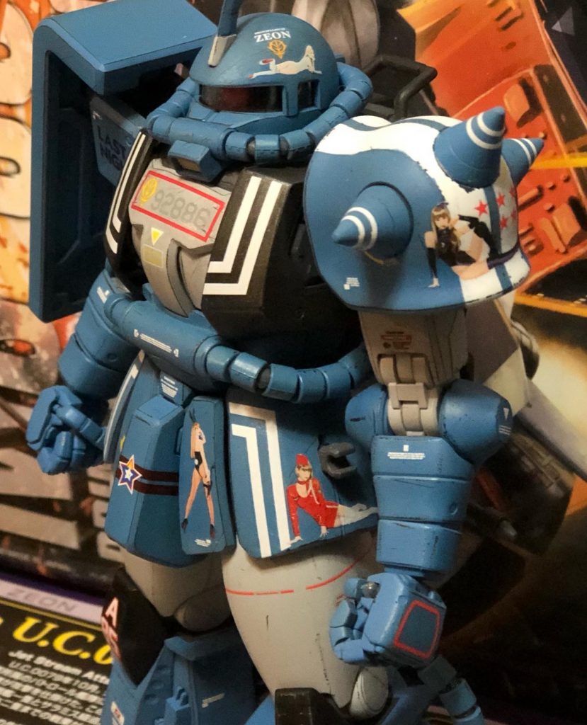 ギャルに囲まれてます。