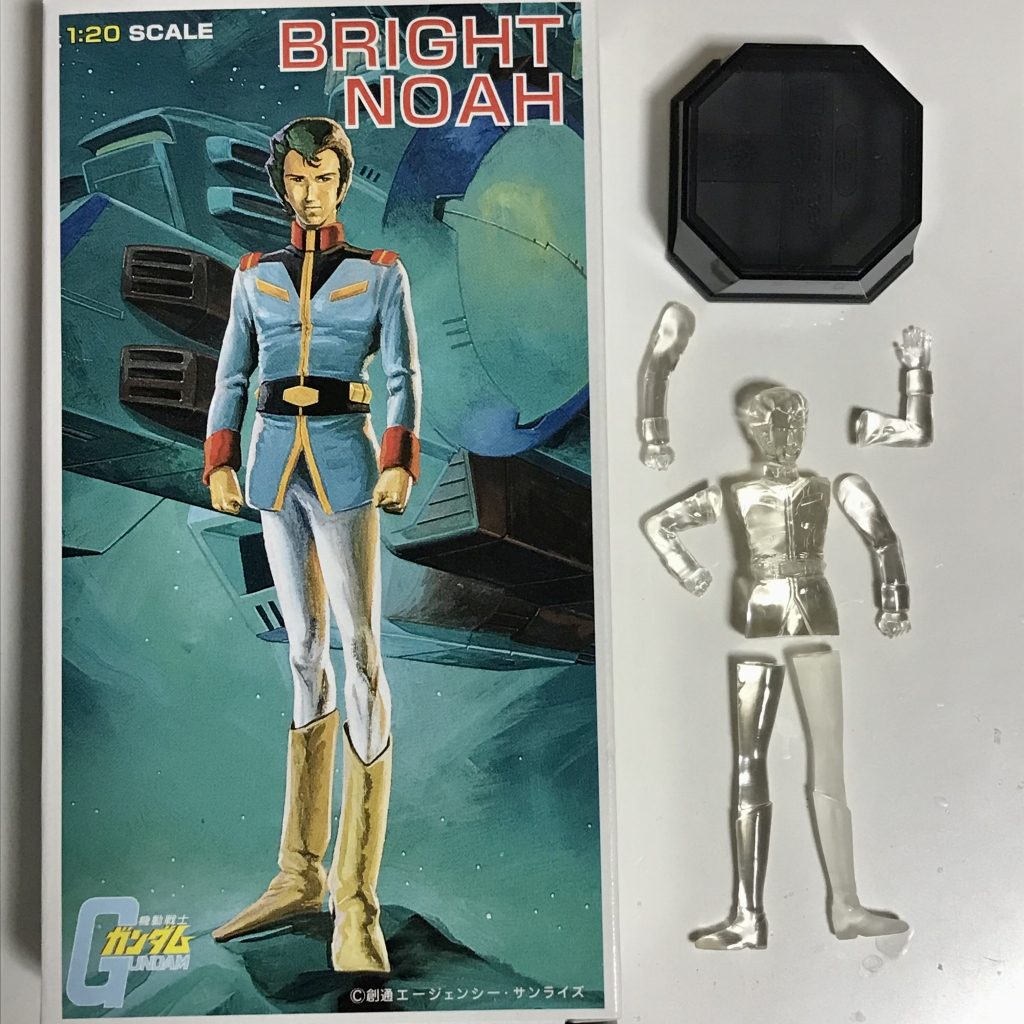 箱と中身です。