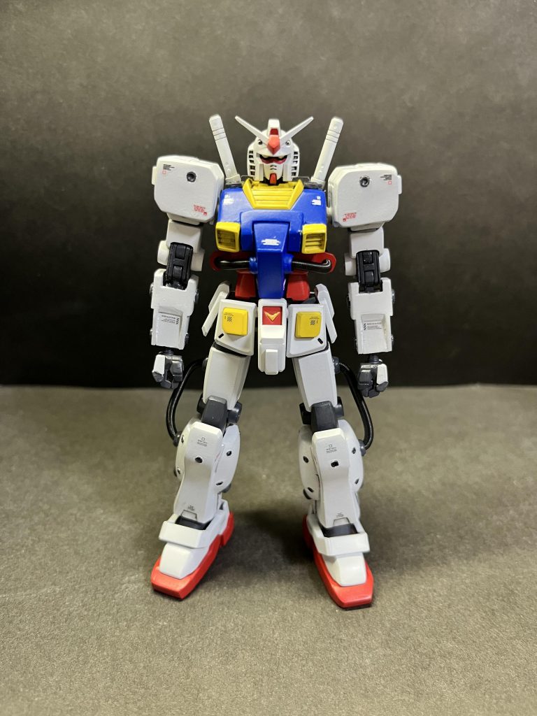 正面今回、制作するにあたってHJ本誌に掲載されてましたパーフェクトガンダムの制作記事や設定資料集、いつもの原作漫画を参考に制作しました😄