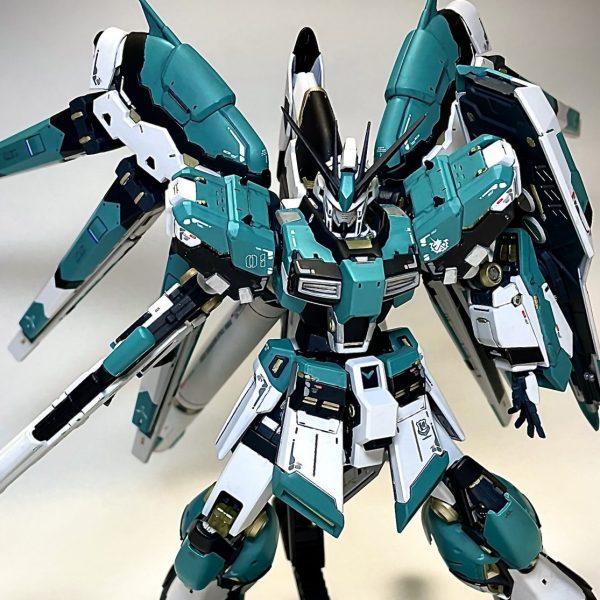 RG Hi-νガンダム【筆塗り】