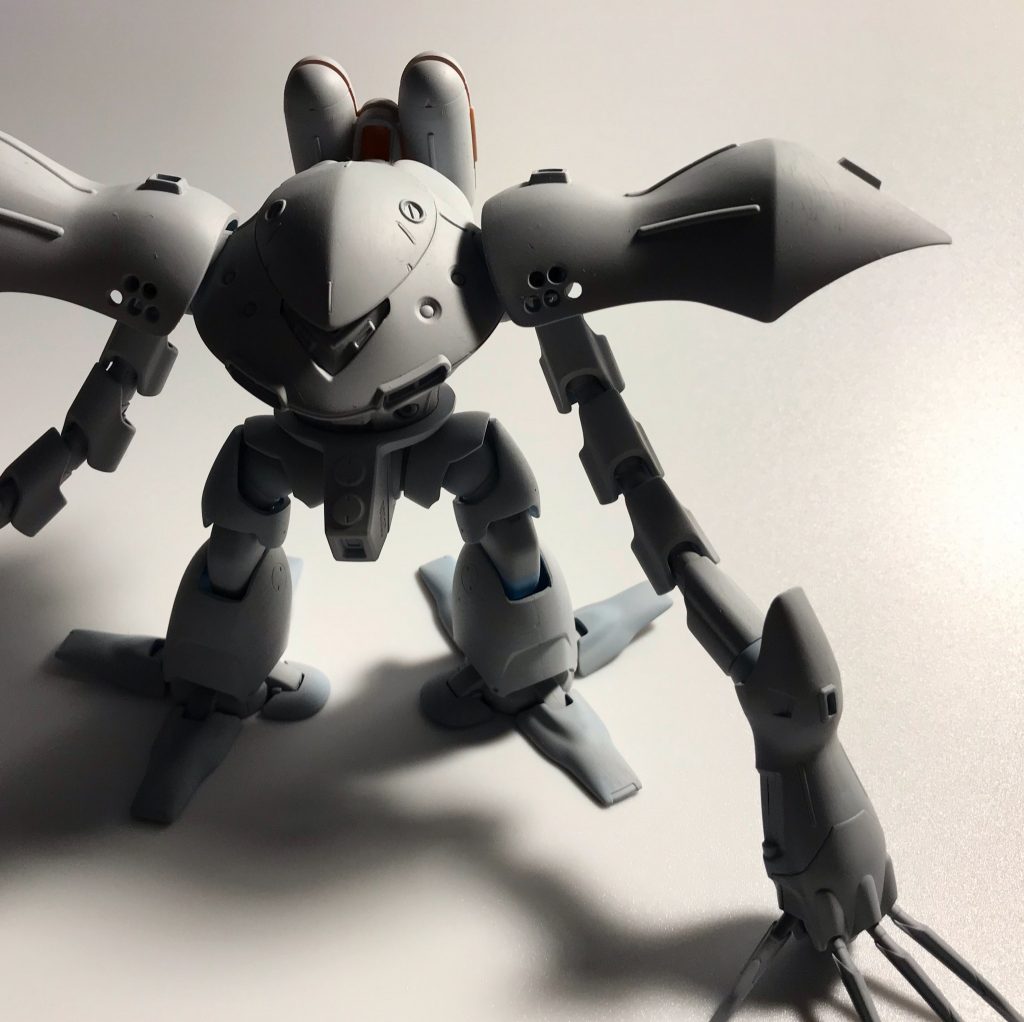 サフ萌え画像その2アクリジョン塗装前にカッコつけて写真撮ってみた的な感じです。加工は本当に最小限でした。拙い腕前。悲しい。