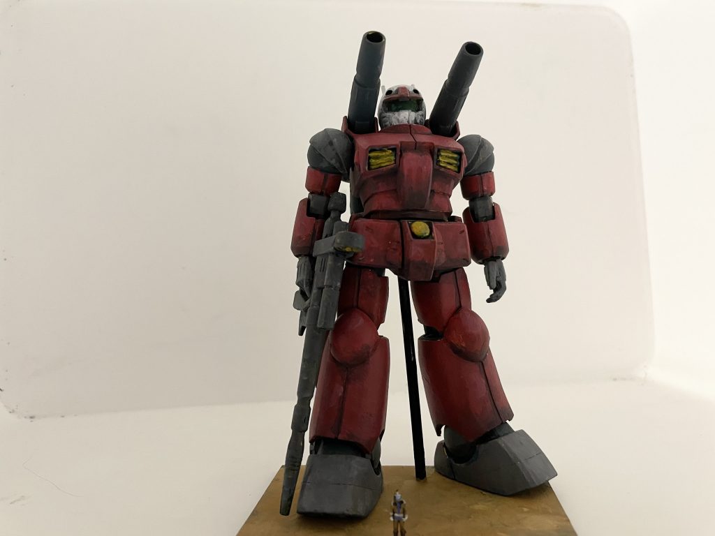 スタンドとセットで作成、スタンドにはmsフィギュアを貼り付けました。