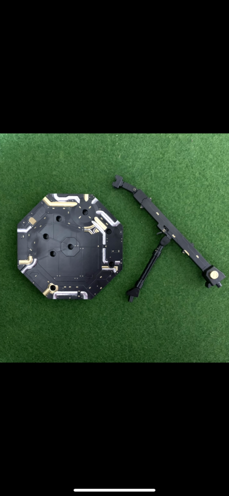 アクションベースも塗り分け。この状態がベストだったので、つや消し吹いてから塗り分けの方がいいのかも？色々試してみたいですねー以上です。最後までご覧頂き、ありがとうございます^ ^