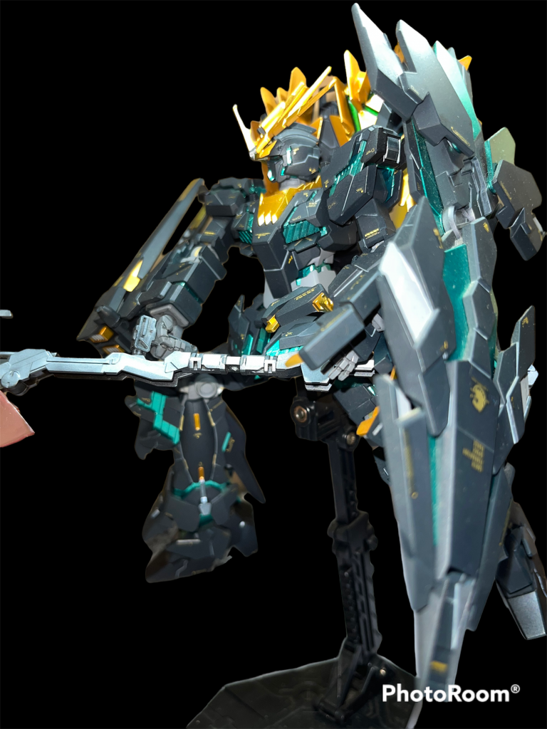 ツインアイはメタルテープにした方が良かったかなと後悔してます。