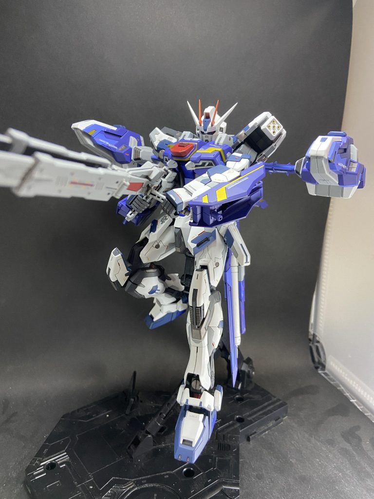 ライトニングストライカー–5枚目/制作者：ぜろ