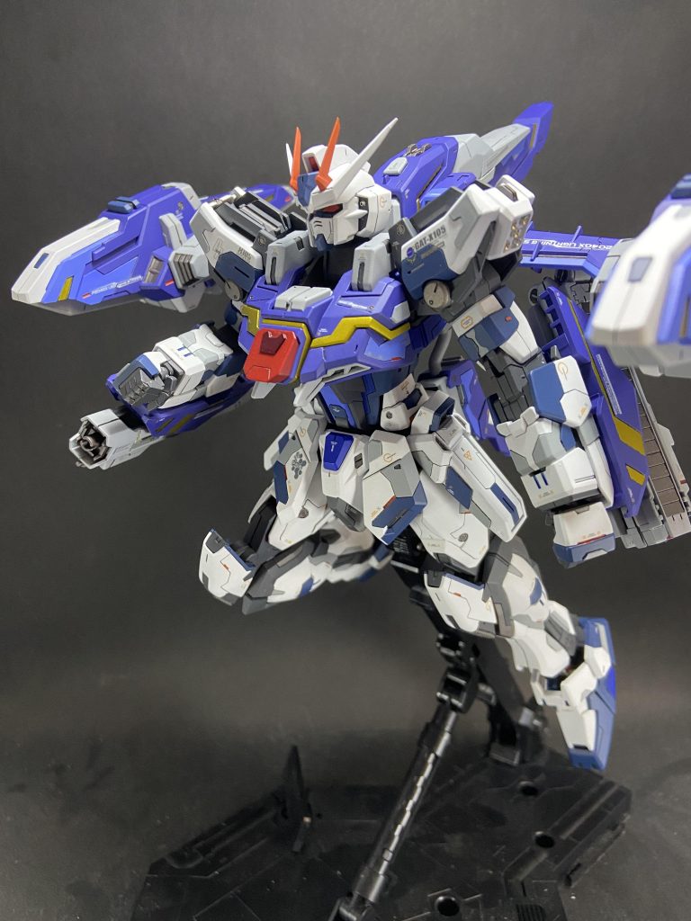 ライトニングストライカー–3枚目/制作者：ぜろ