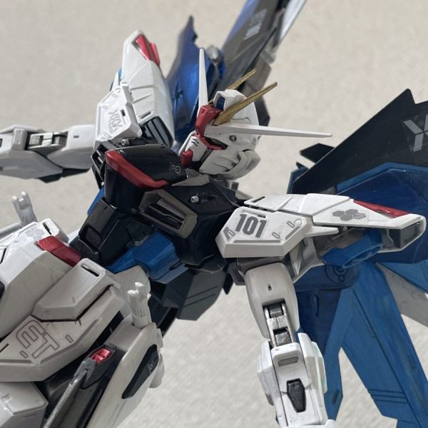 ZGMF-X10A フリーダムガンダム
