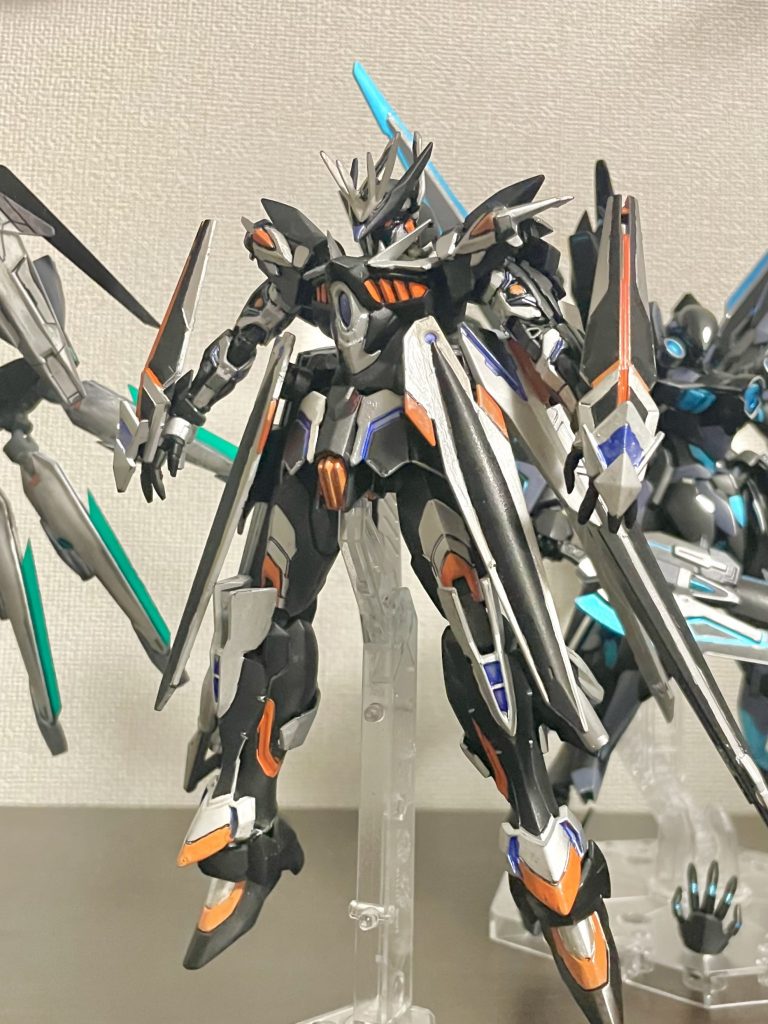 色塗ってみて何か物足りなさを感じこのまま半年くらい放置。