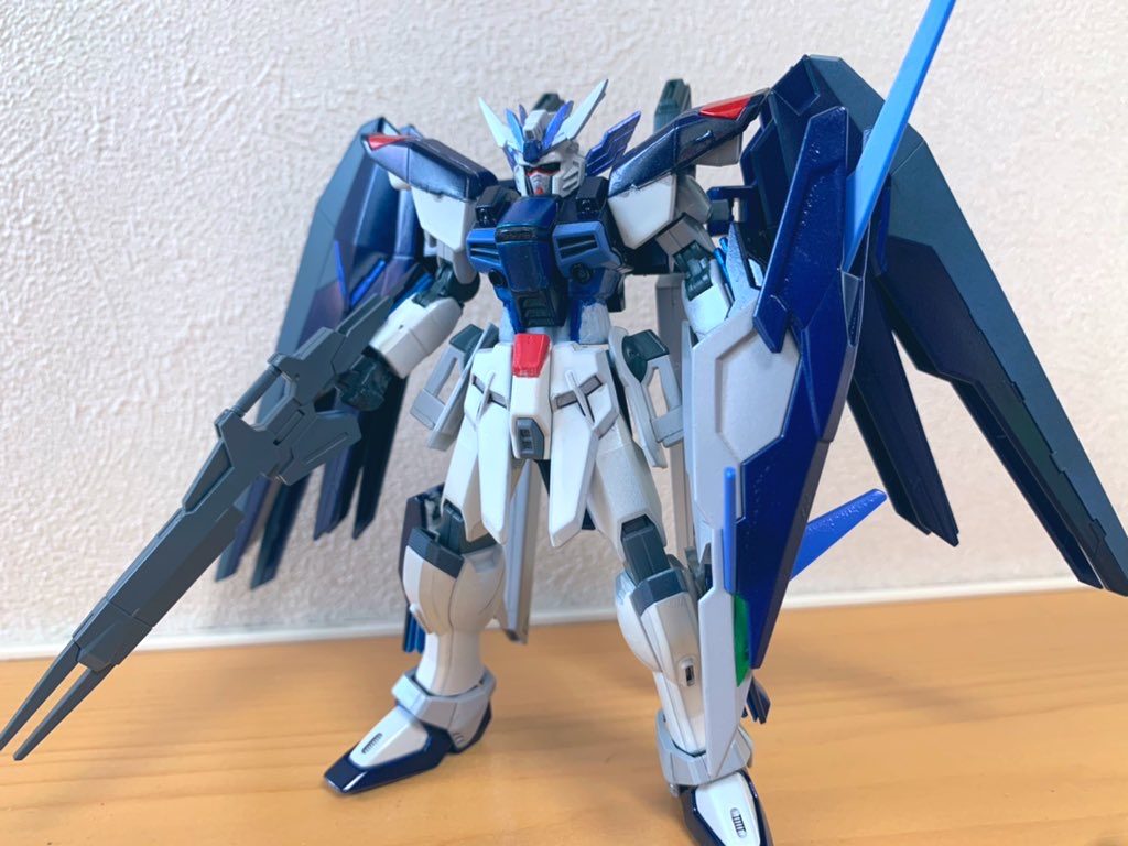 ガンダムガルーダフリーダム–2枚目/制作者：@zukky_1229