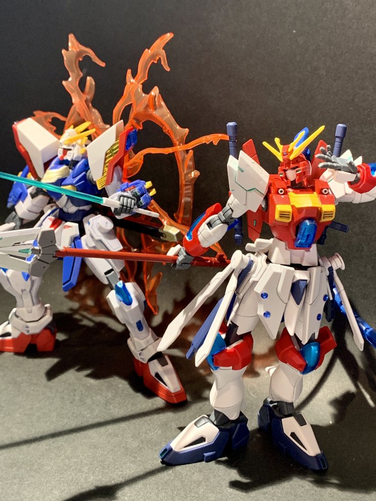 ヤマトガンダム暁とツーショット。多数の敵機を相手取る2機。ヤマト「半分任せられるか?」インベール「楽勝よ」