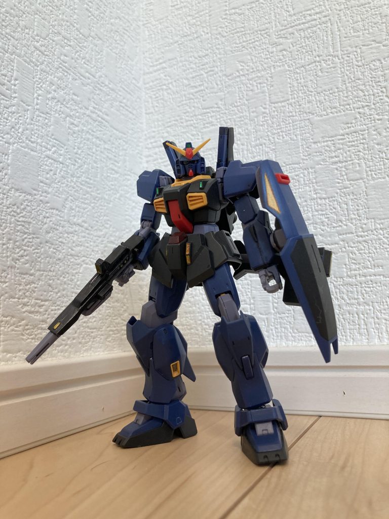 素体です。HGのMK-2はポーズがすごく取れてお気に入り。これをG-3カラーにしたらカッコいいぞ‥‥とかの時はおもってました。