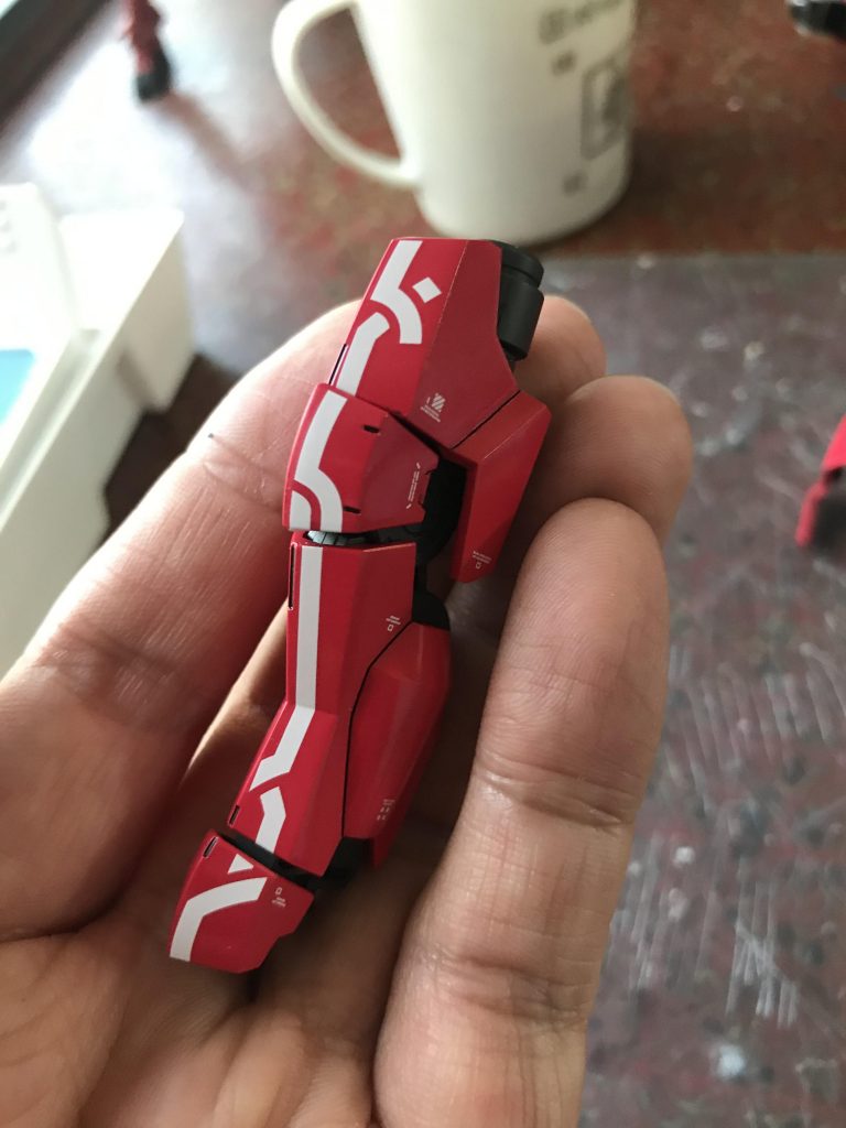 デカールは何時ぞやのモデグラの付録です…やっと使える時が来たw