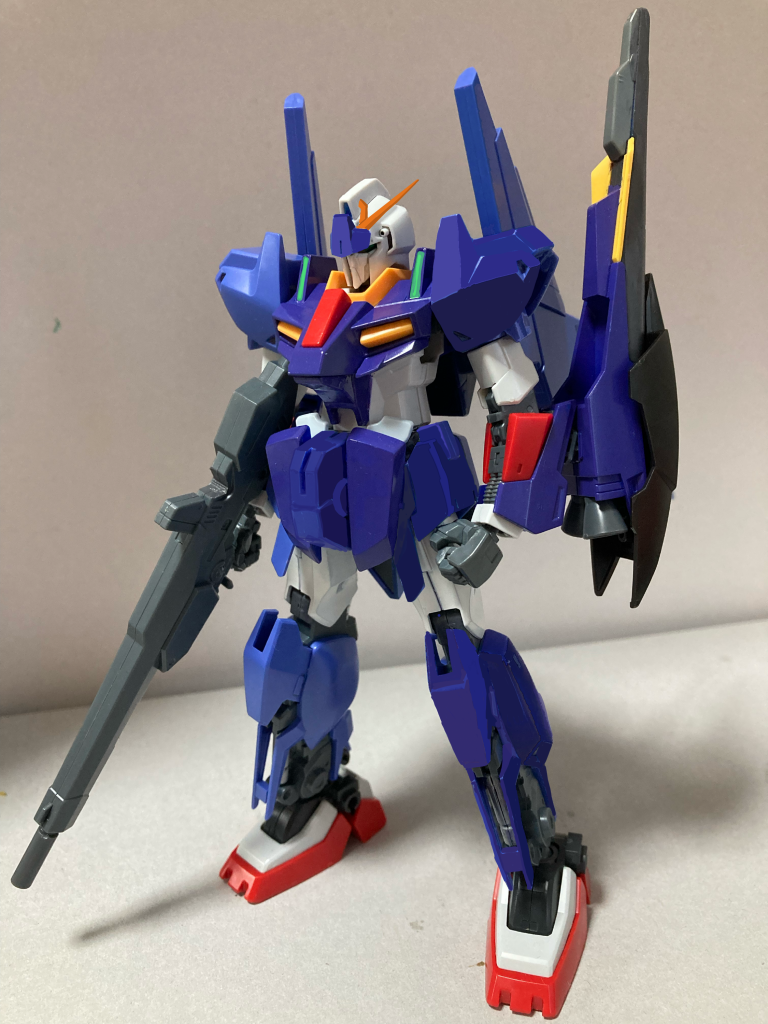 腹部ののみ塗装後、お絵描きアプリを使って写真に色付けついでに角を生やす計画も立てていましたがどうやっても自分の技術では難しいためやめました