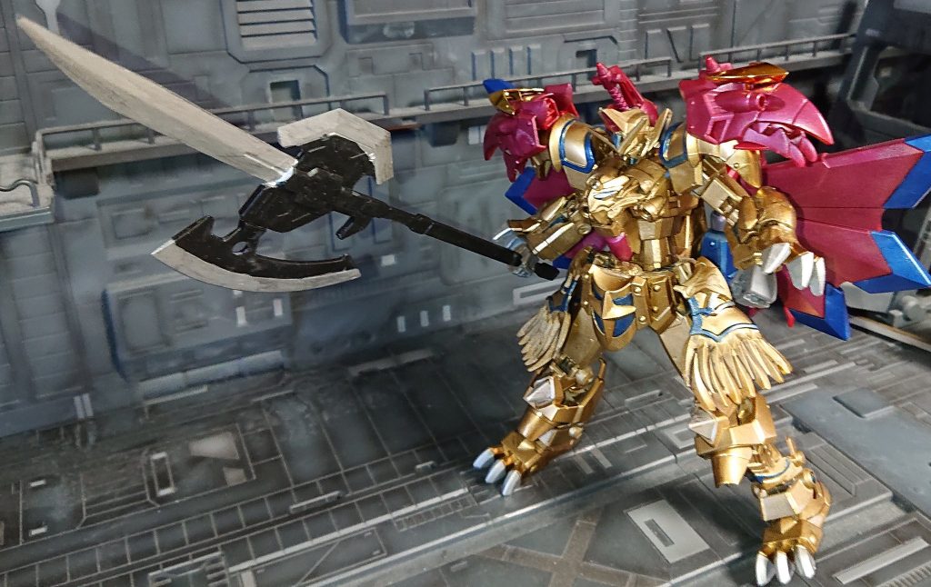バトルソードアクス　これで騎士・３種の神器・バーサル・スペリオルと完成になりますウォーロックイージスが出たらサタンガンダム風も面白そうです( ﾟДﾟ) 