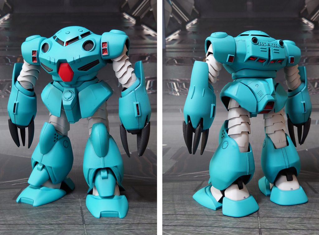 ズゴックEの前後ろ。モノアイは市販パーツに置き換え済み。